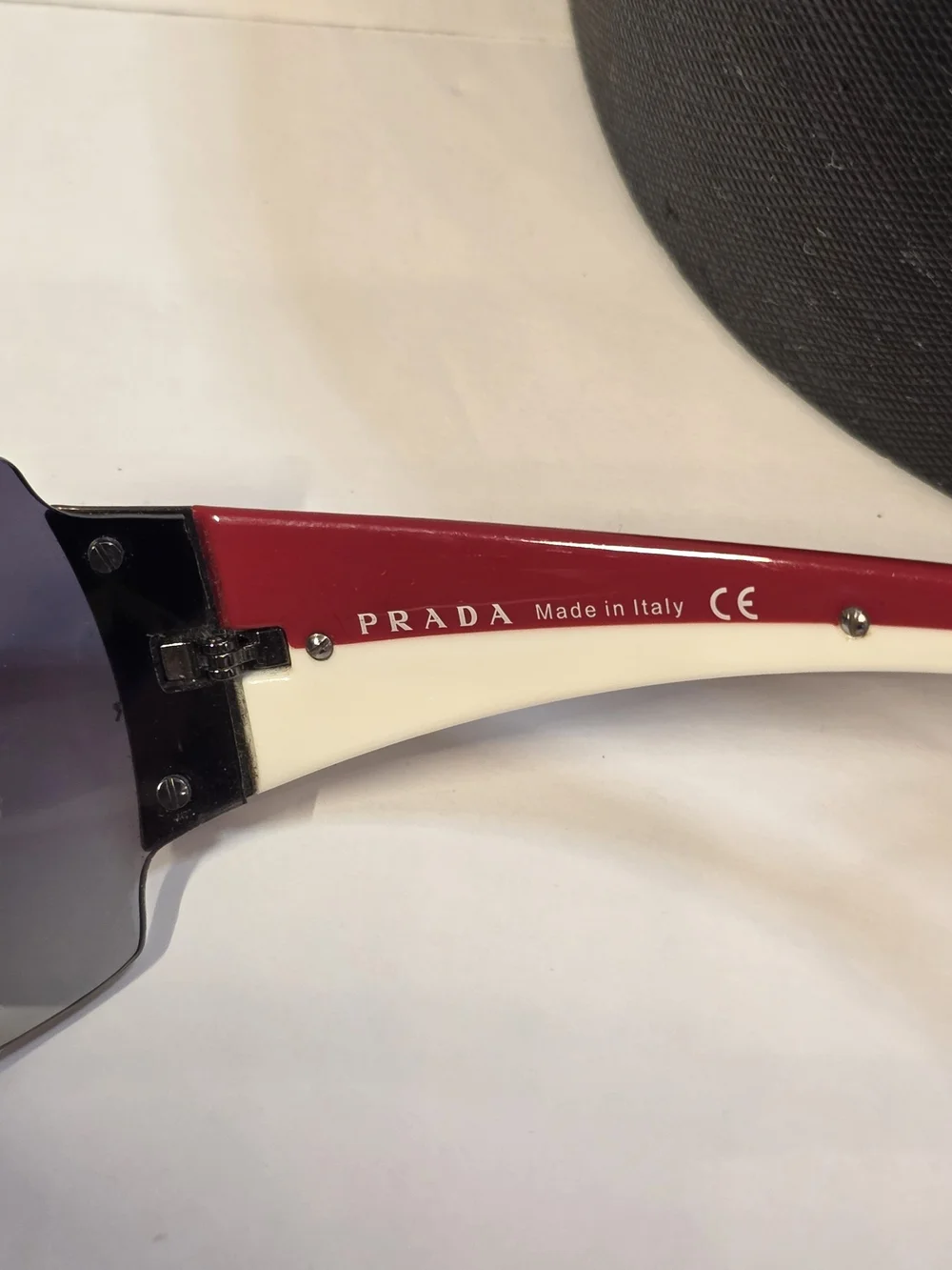 Rare Vintage Y2K PRADA Sport Shield Sunglasses 🏎️ SPR54G Red/White
